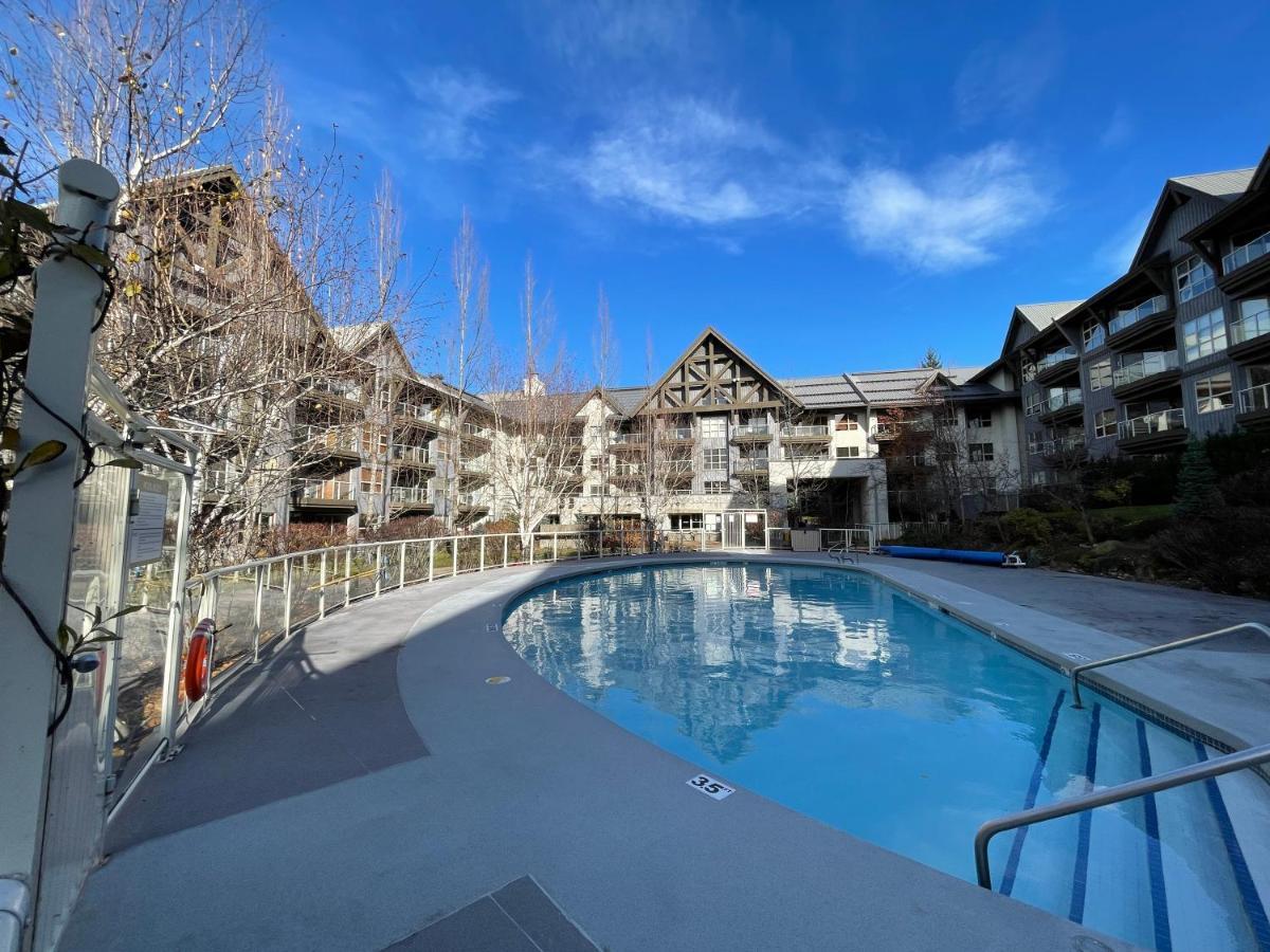 Best Ski In Ski Out Condo At ウィスラー エクステリア 写真